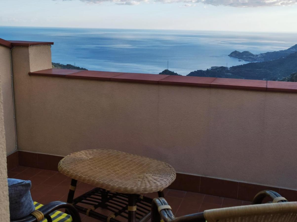 La Panoramica Leilighet Gallodoro Eksteriør bilde